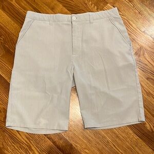 Travis Matthew Golf Shorts Light Gray 36